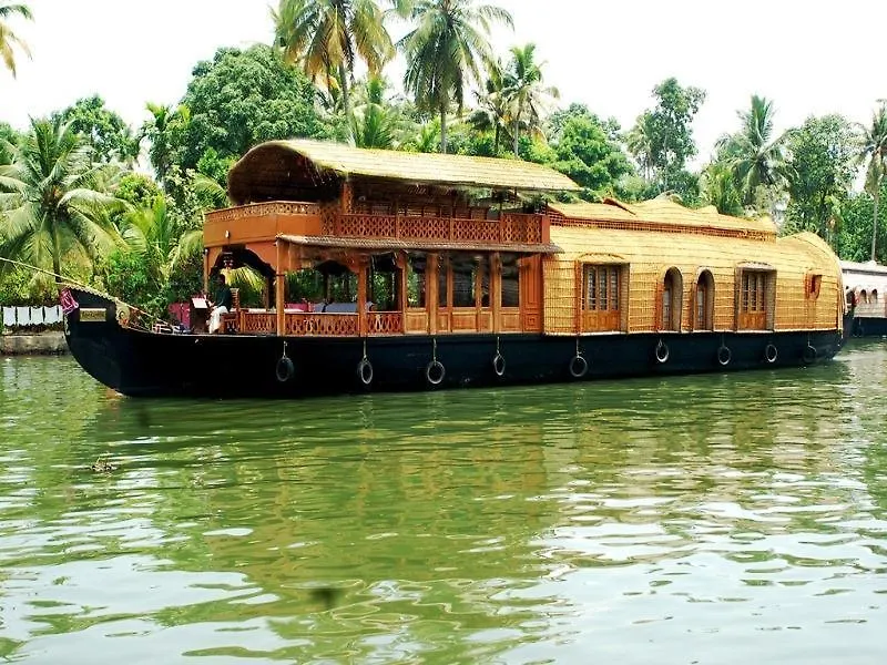 Indraprastham Houseboat location